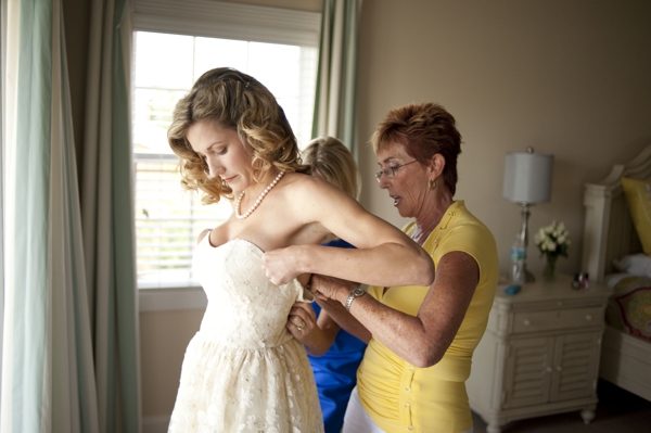 florida-beach-wedding-at-the-postcard