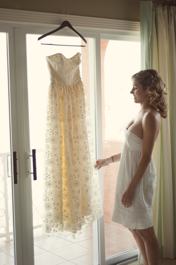 florida-beach-wedding-at-the-postcard