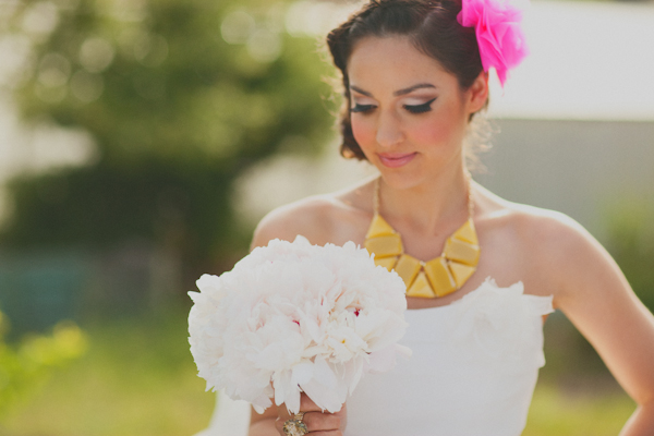 hot-pink-and-orange-neon-wedding-ideas
