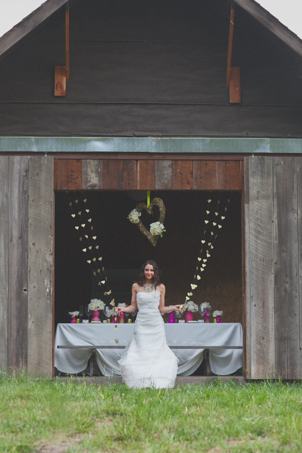 hot-pink-and-orange-neon-wedding-ideas