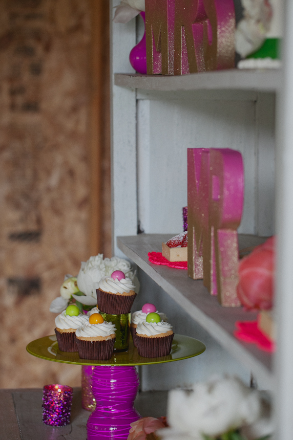 hot-pink-and-orange-neon-wedding-ideas