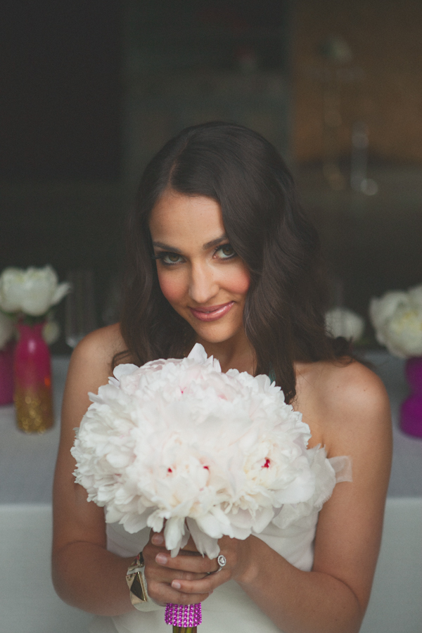 hot-pink-and-orange-neon-wedding-ideas