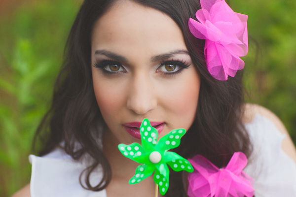 hot-pink-and-orange-neon-wedding-ideas