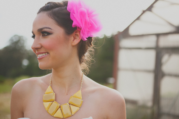 hot-pink-and-orange-neon-wedding-ideas