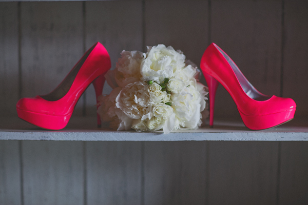 hot-pink-and-orange-neon-wedding-ideas