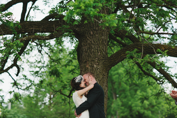 michigan-rustic-barnyard-wedding