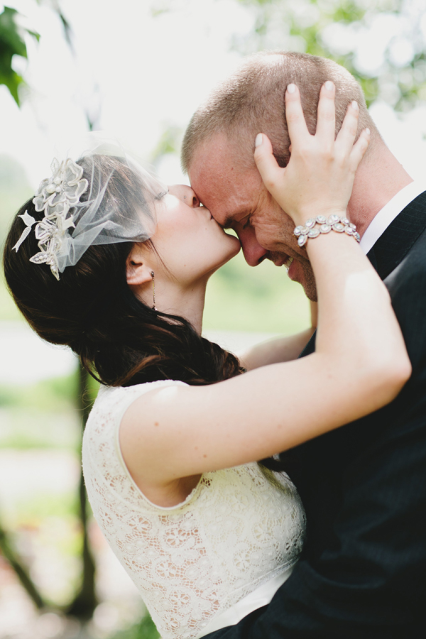 michigan-rustic-barnyard-wedding