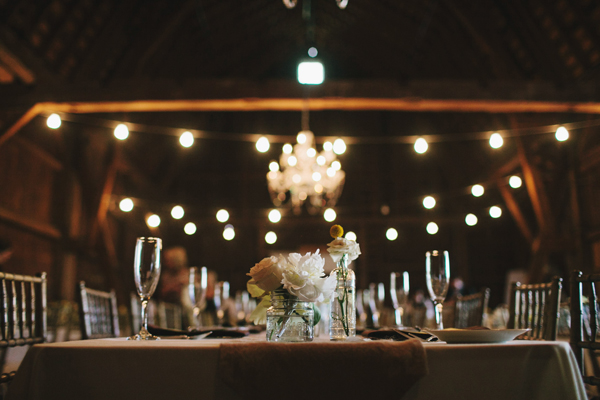 michigan-rustic-barnyard-wedding