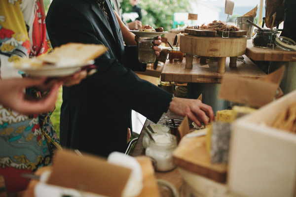 michigan-rustic-barnyard-wedding