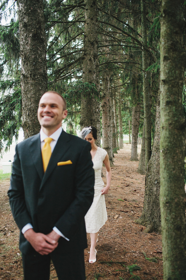 michigan-rustic-barnyard-wedding