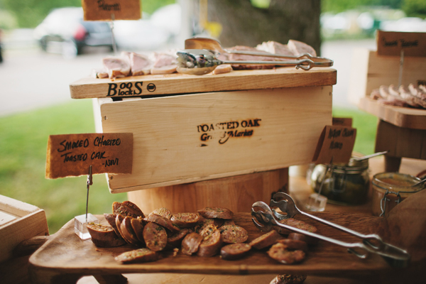 michigan-rustic-barnyard-wedding