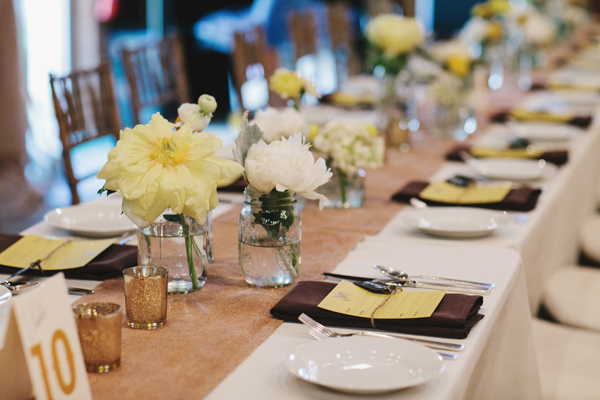 michigan-rustic-barnyard-wedding