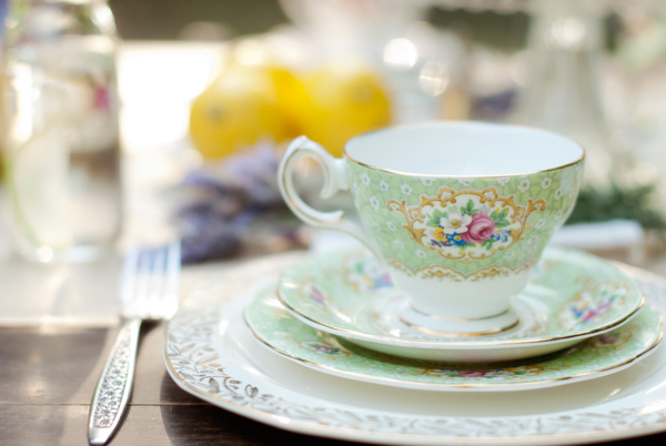 outdoor-vintage-tea-party-ideas