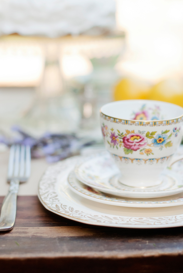 outdoor-vintage-tea-party-ideas