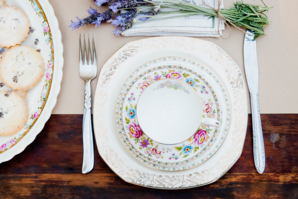 outdoor-vintage-tea-party-ideas