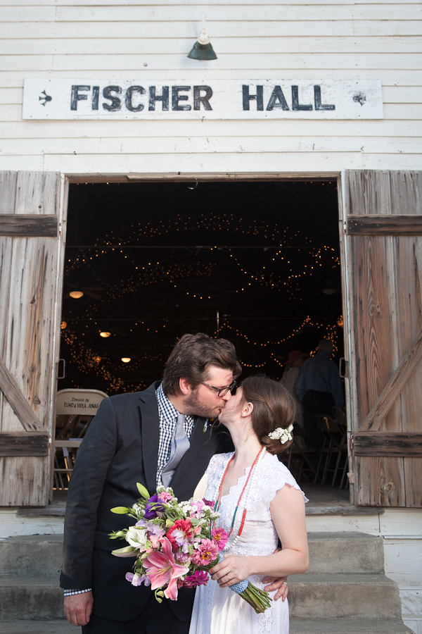 traditional-texas-dance-hall-wedding