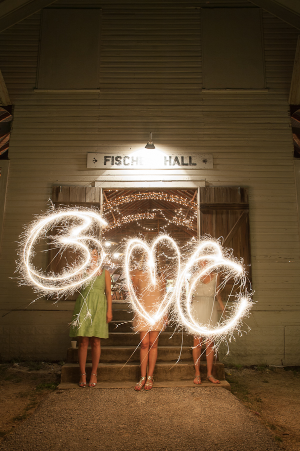 traditional-texas-dance-hall-wedding