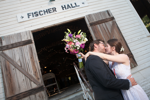 traditional-texas-dance-hall-wedding