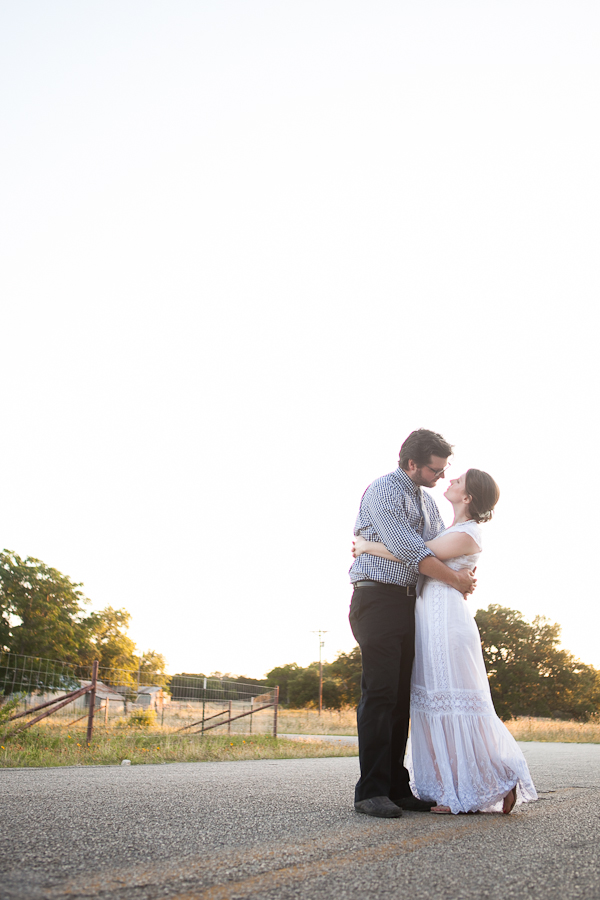 traditional-texas-dance-hall-wedding