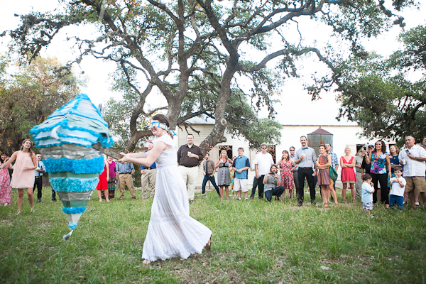 traditional-texas-dance-hall-wedding