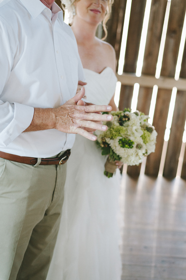 an-enchanted-barn-wedding-in
