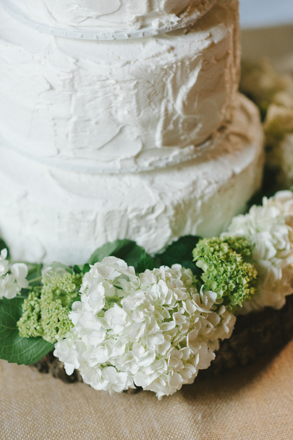 an-enchanted-barn-wedding-in