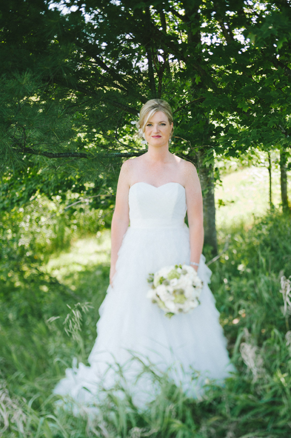 an-enchanted-barn-wedding-in