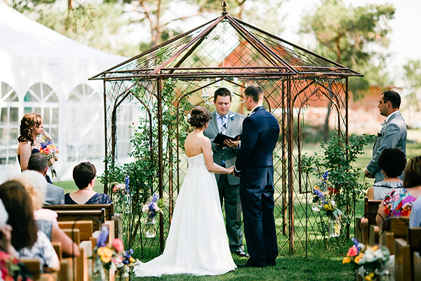 backyard-style-oklahoma-wedding-venue