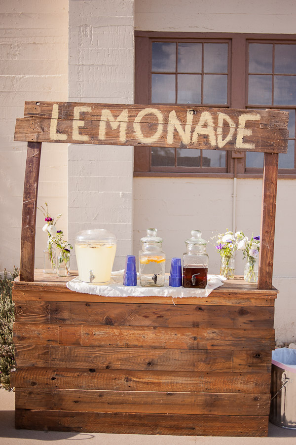 diy-purple-wedding-inspiration
