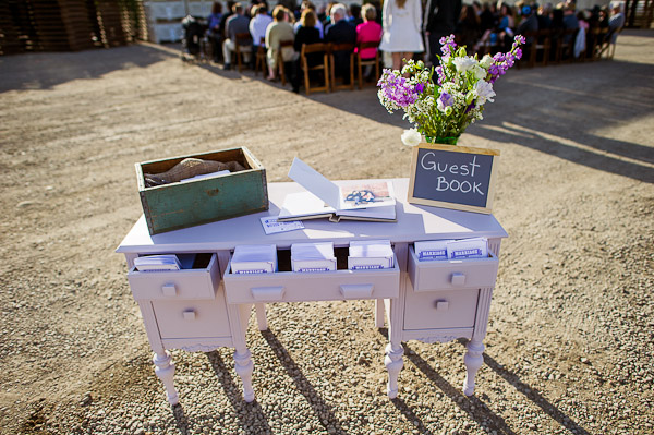 diy-purple-wedding-inspiration