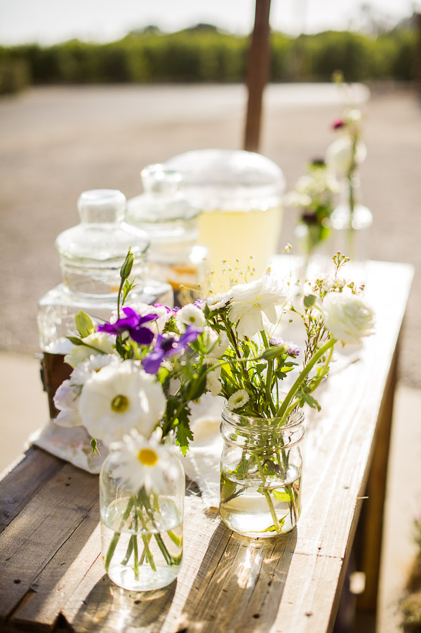 diy-purple-wedding-inspiration