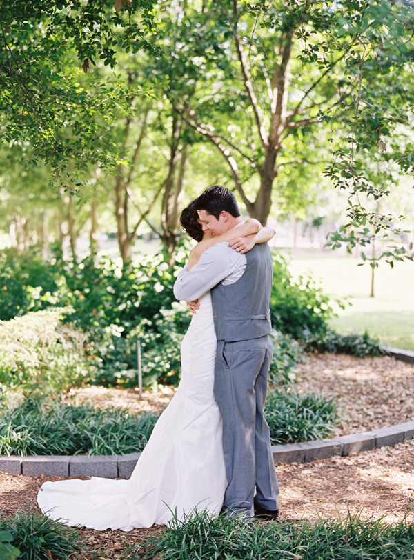 gray-and-yellow-garden-wedding