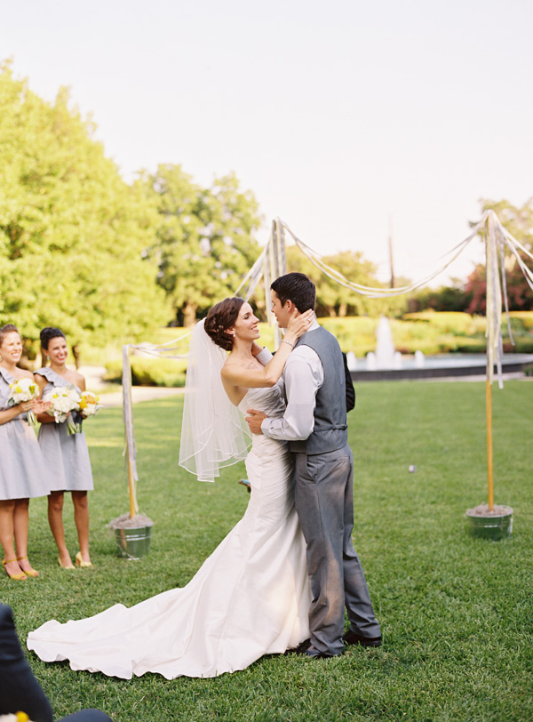 gray-and-yellow-garden-wedding