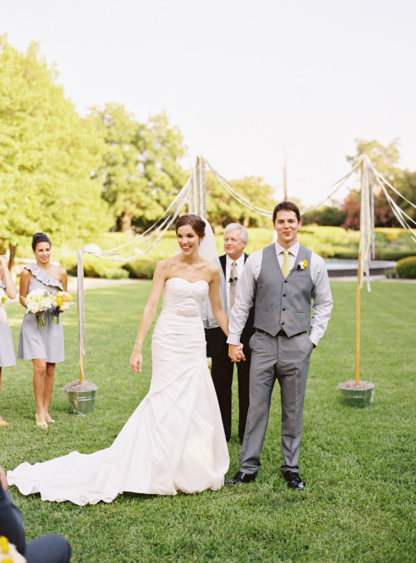 gray-and-yellow-garden-wedding