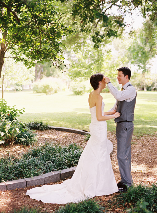 gray-and-yellow-garden-wedding