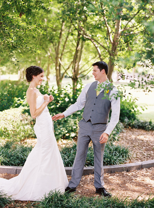 gray-and-yellow-garden-wedding
