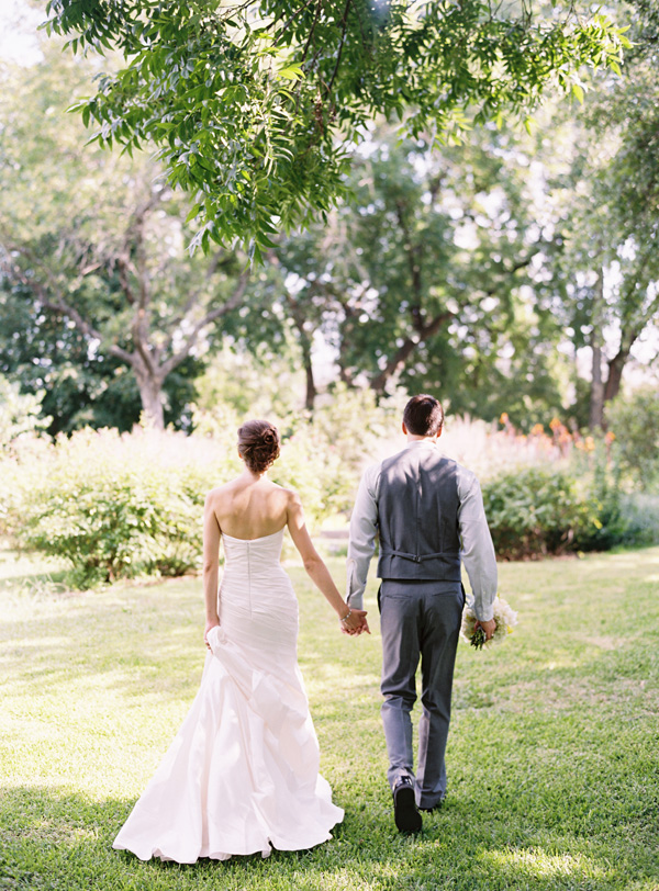 gray-and-yellow-garden-wedding