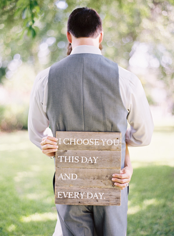 gray-and-yellow-garden-wedding