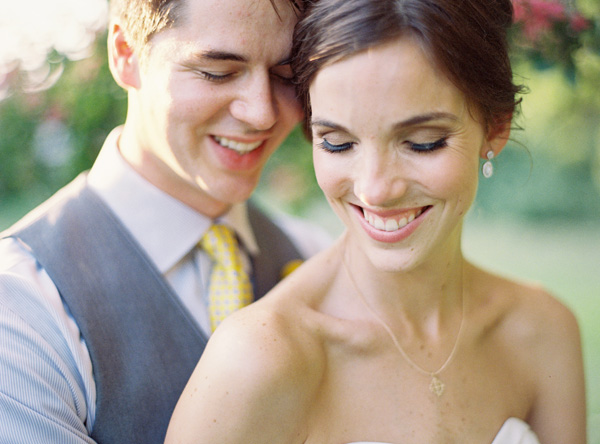 gray-and-yellow-garden-wedding