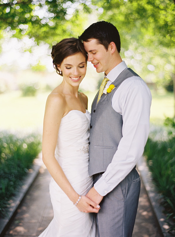 gray-and-yellow-garden-wedding