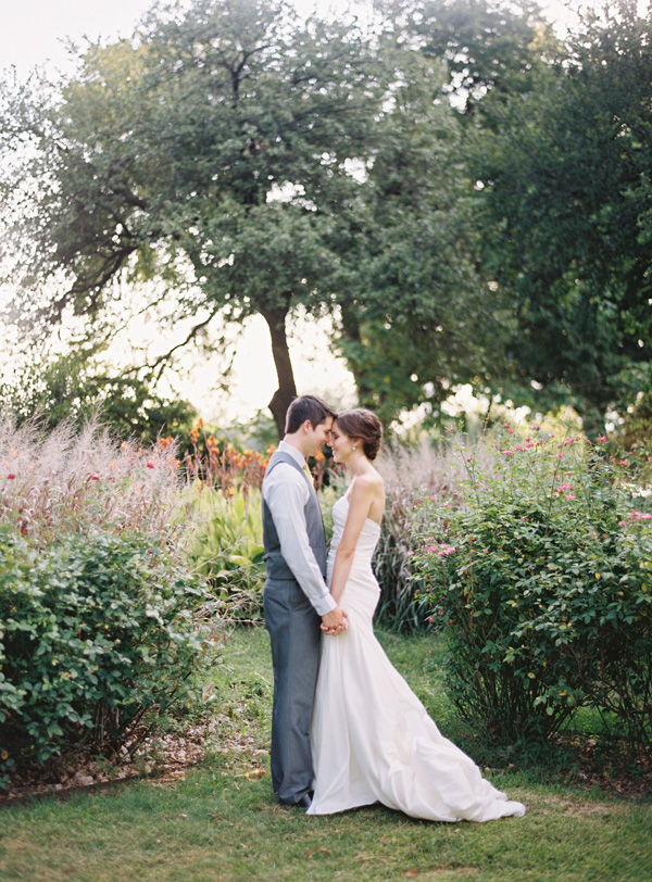 gray-and-yellow-garden-wedding