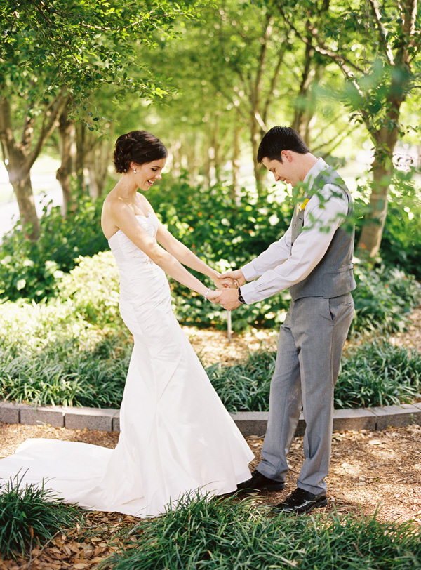 gray-and-yellow-garden-wedding