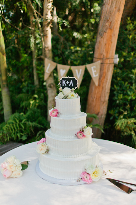 pink-and-gray-garden-wedding