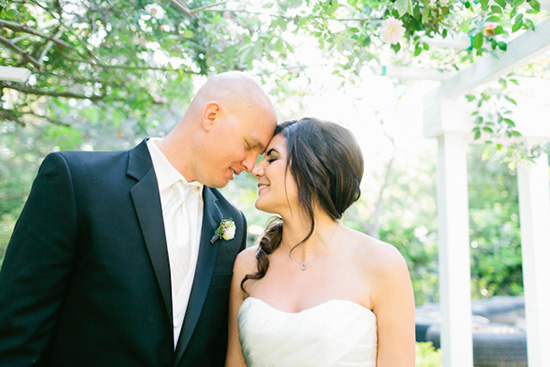 pink-and-gray-garden-wedding