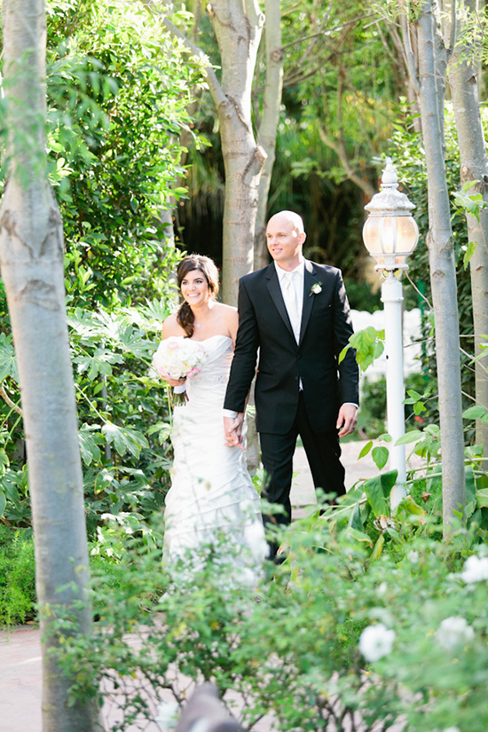 pink-and-gray-garden-wedding