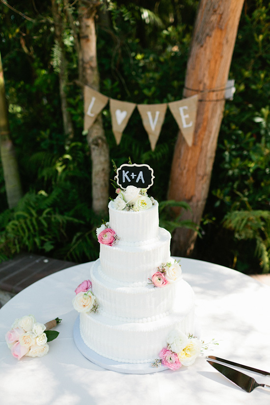 pink-and-gray-garden-wedding