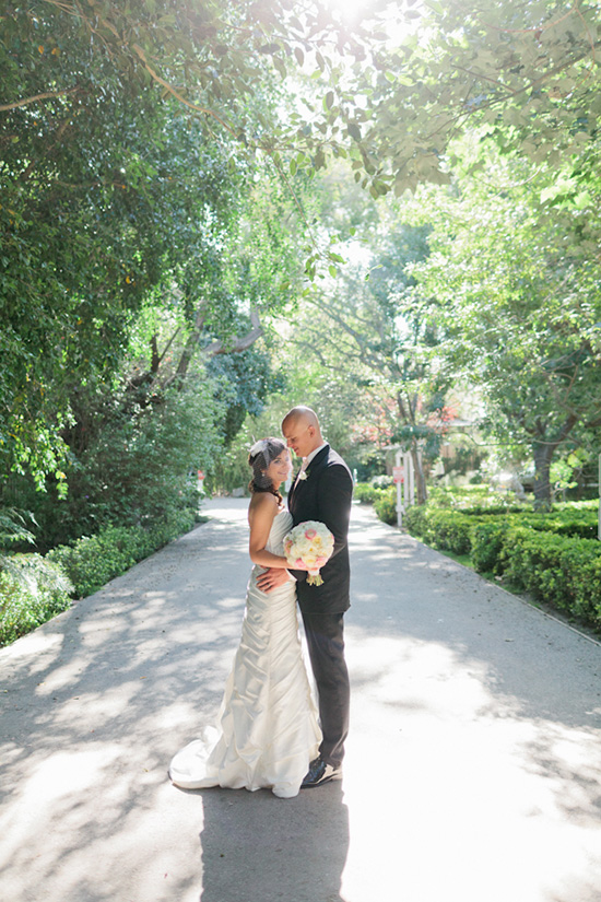 pink-and-gray-garden-wedding