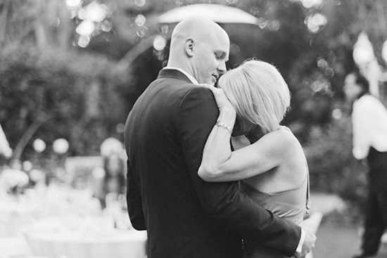 pink-and-gray-garden-wedding