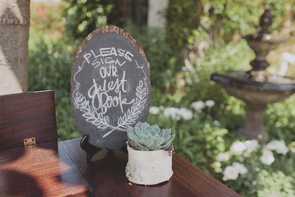 woodsy-boho-chic-backyard-wedding