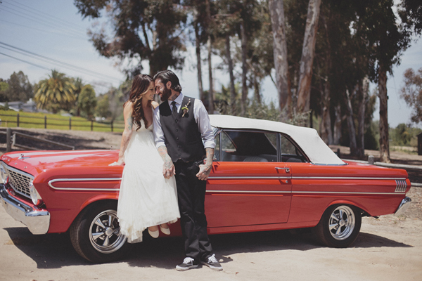 woodsy-boho-chic-backyard-wedding